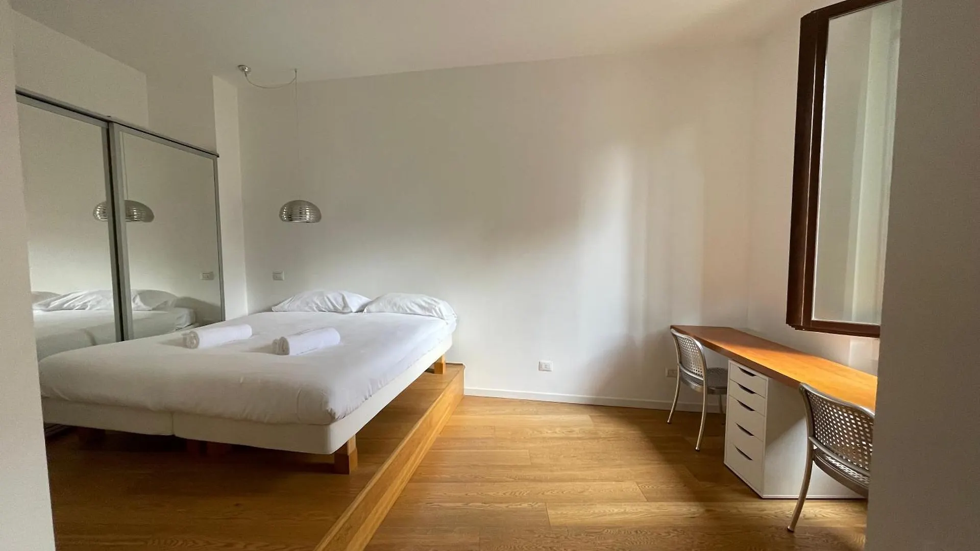 Elegante Bilocale De Angeli - Mirable Pm Apartment Milan 0*,